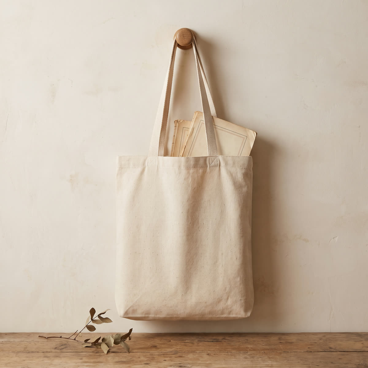 Reader's tote