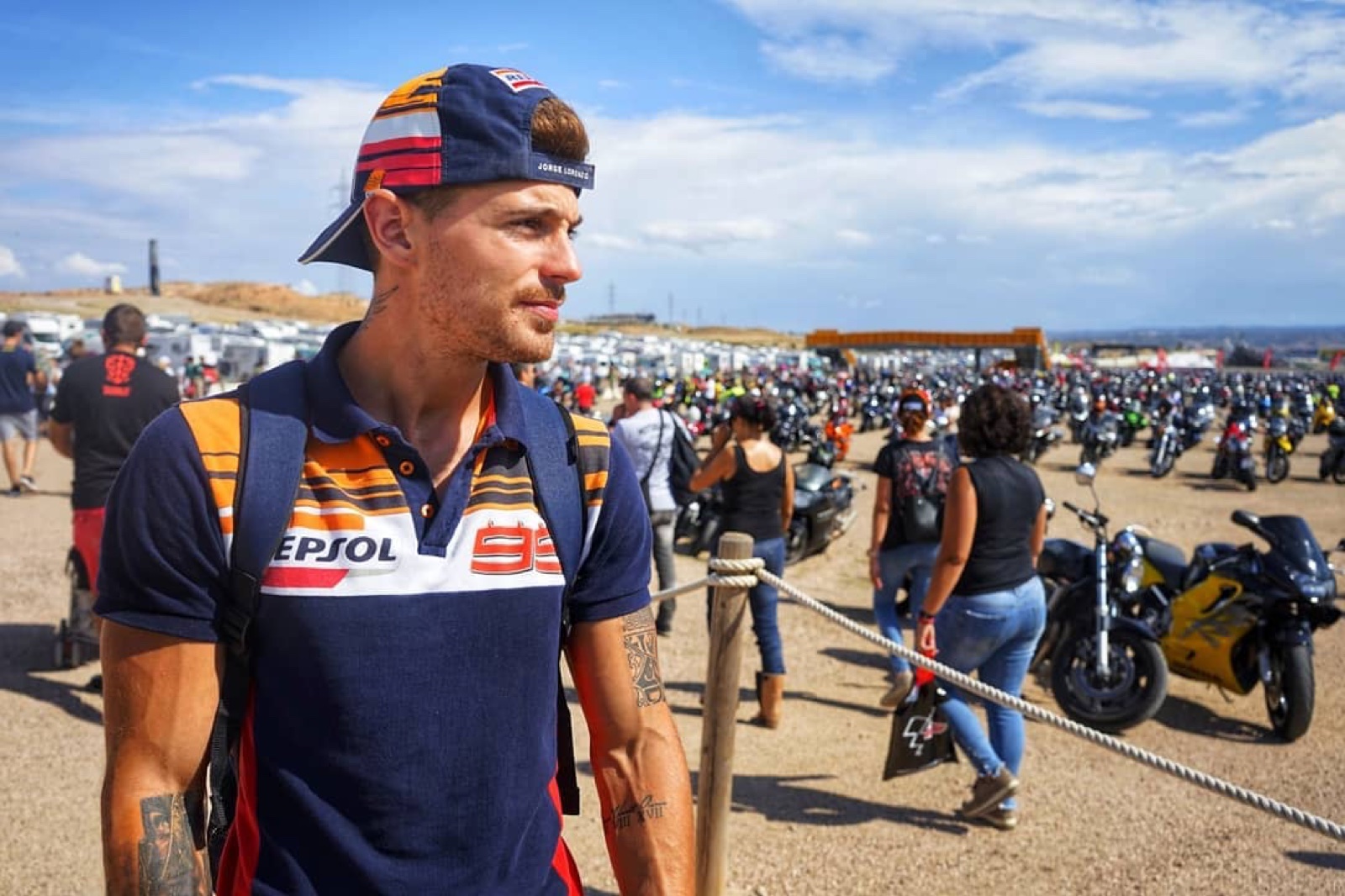 En el paddock de MotoGP